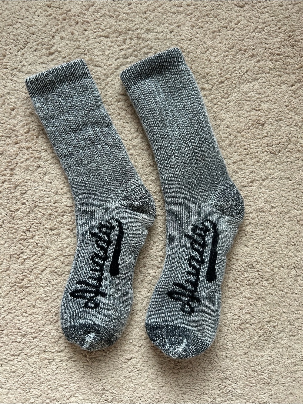 Alvada Mens Merino Wool Crew Socks Thermal and Warm Socks for Winter Work Hiking